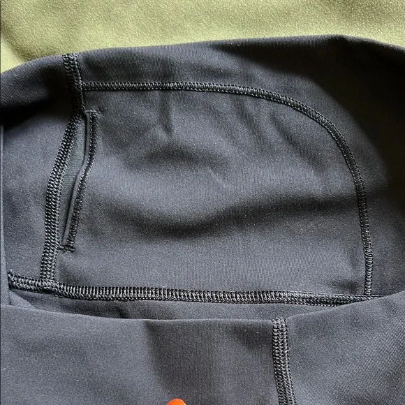 {LULULEMON} Align Leggings 8 - Picture 11 of 12
